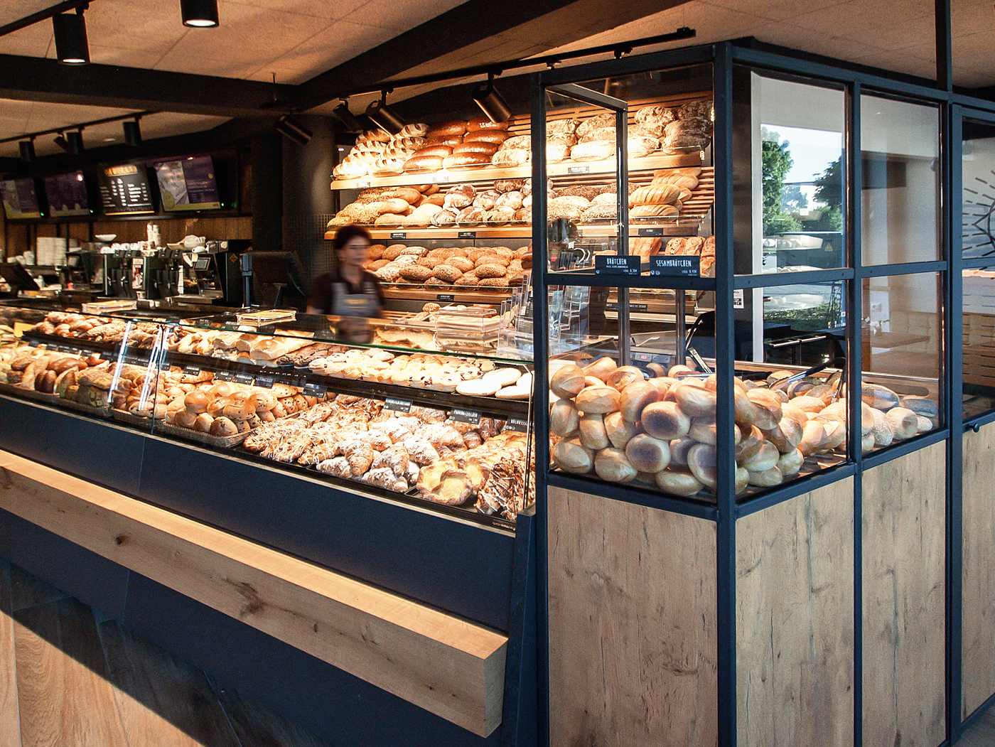 HBplus-Ladenbau-Bäckerei-Café-Voosen-2