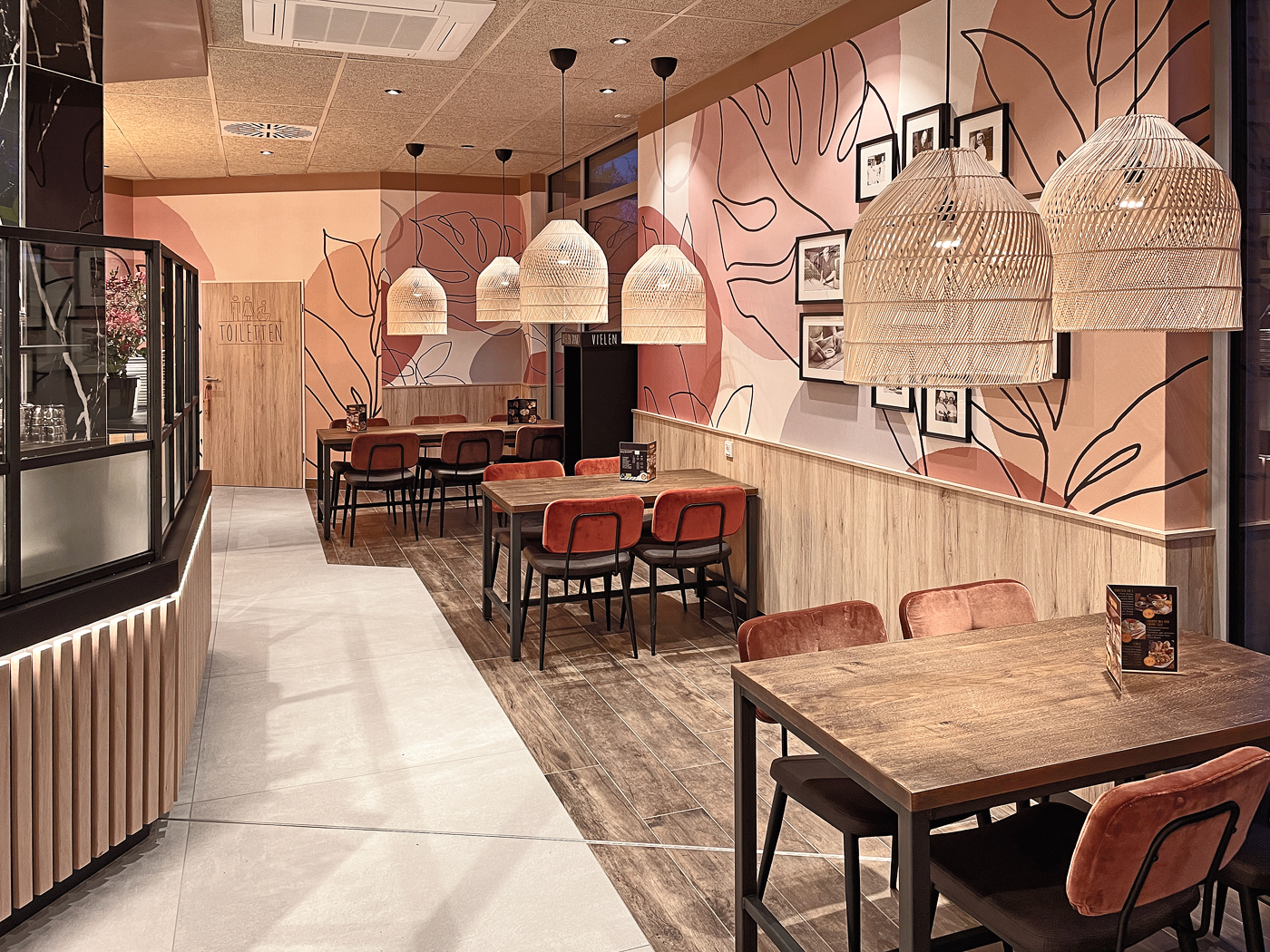 HBplus-Ladenbau-Bäckerei-Café-Voosen-3