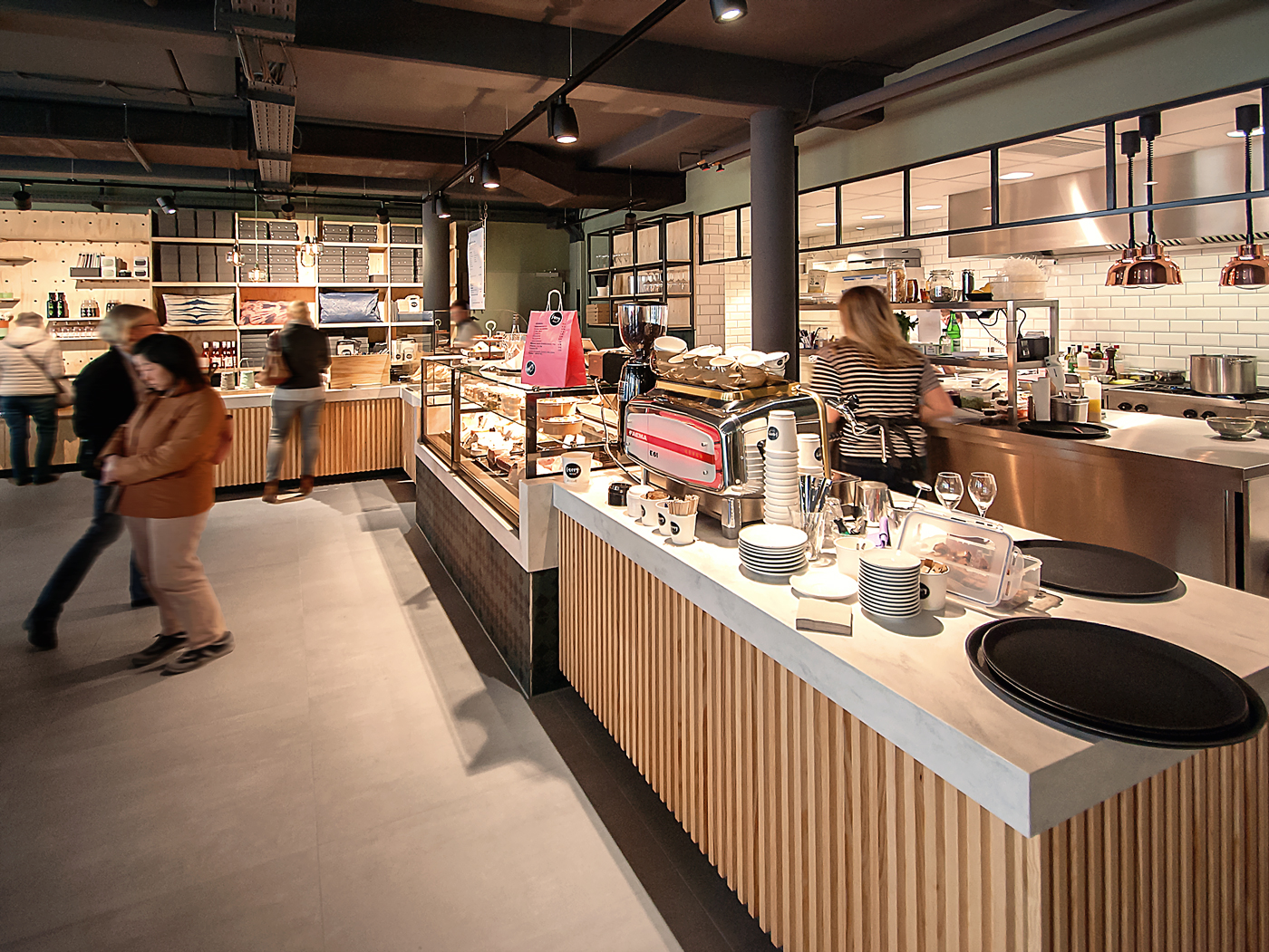 HBplus-Ladenbau-Gastronomie-Bistro-Savvy-Nosh-1