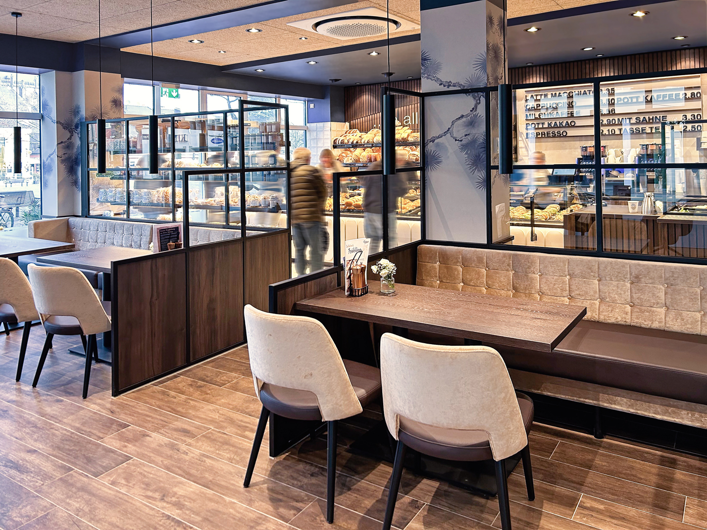 hbplus.-Ladenbau-Bäckerei-Café-Tebart-6