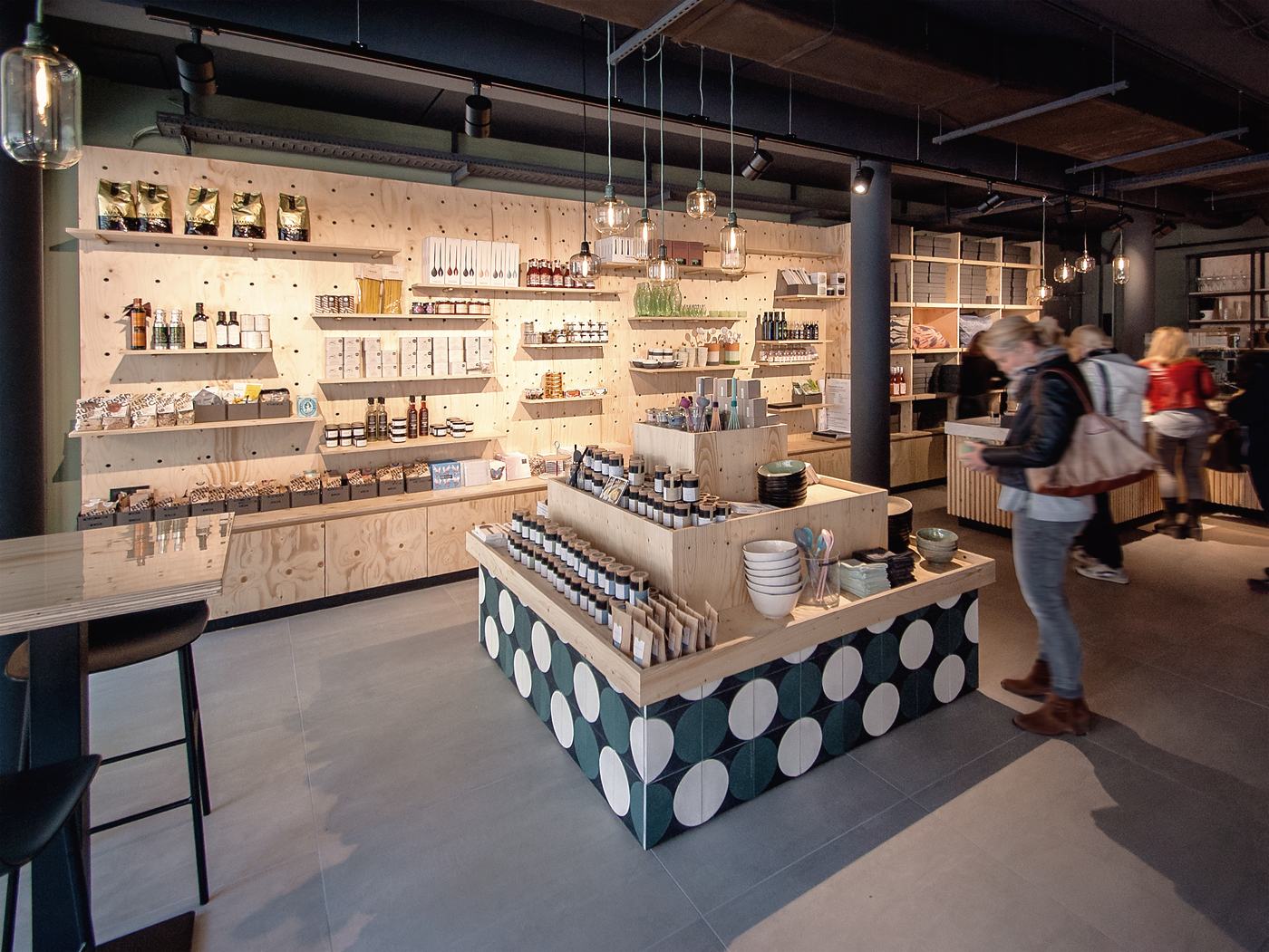 hbplus.-Ladenbau-Gastronomie-Bistro-Savvy-Nosh-2