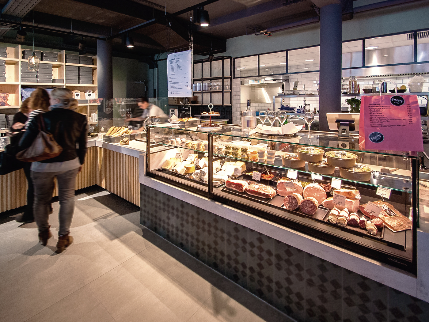 hbplus.-Ladenbau-Gastronomie-Bistro-Savvy-Nosh-5