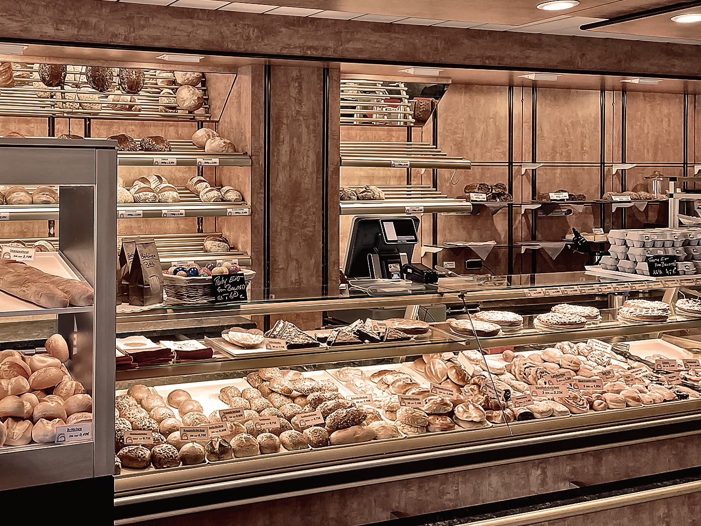 HBplus-Ladenbau-Bäckerei-Facelift-Vorher HBplus-Ladenbau-Bäckerei-Facelift-Vorher
