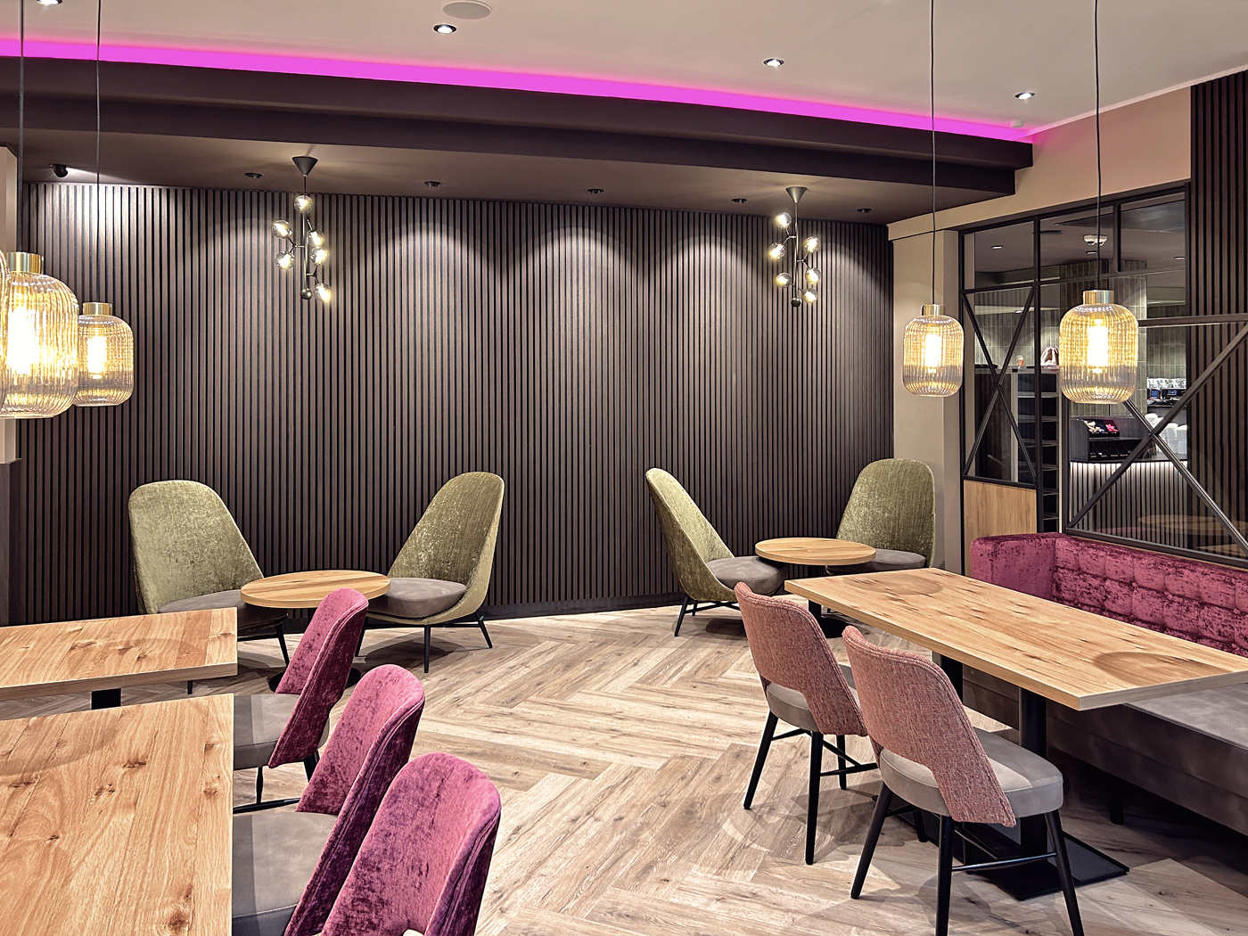 hbplus.-Ladenbau-Bäckerei-Konditorei-Café-Heicks-5 hbplus.-Ladenbau-Bäckerei-Konditorei-Café-Heicks-5