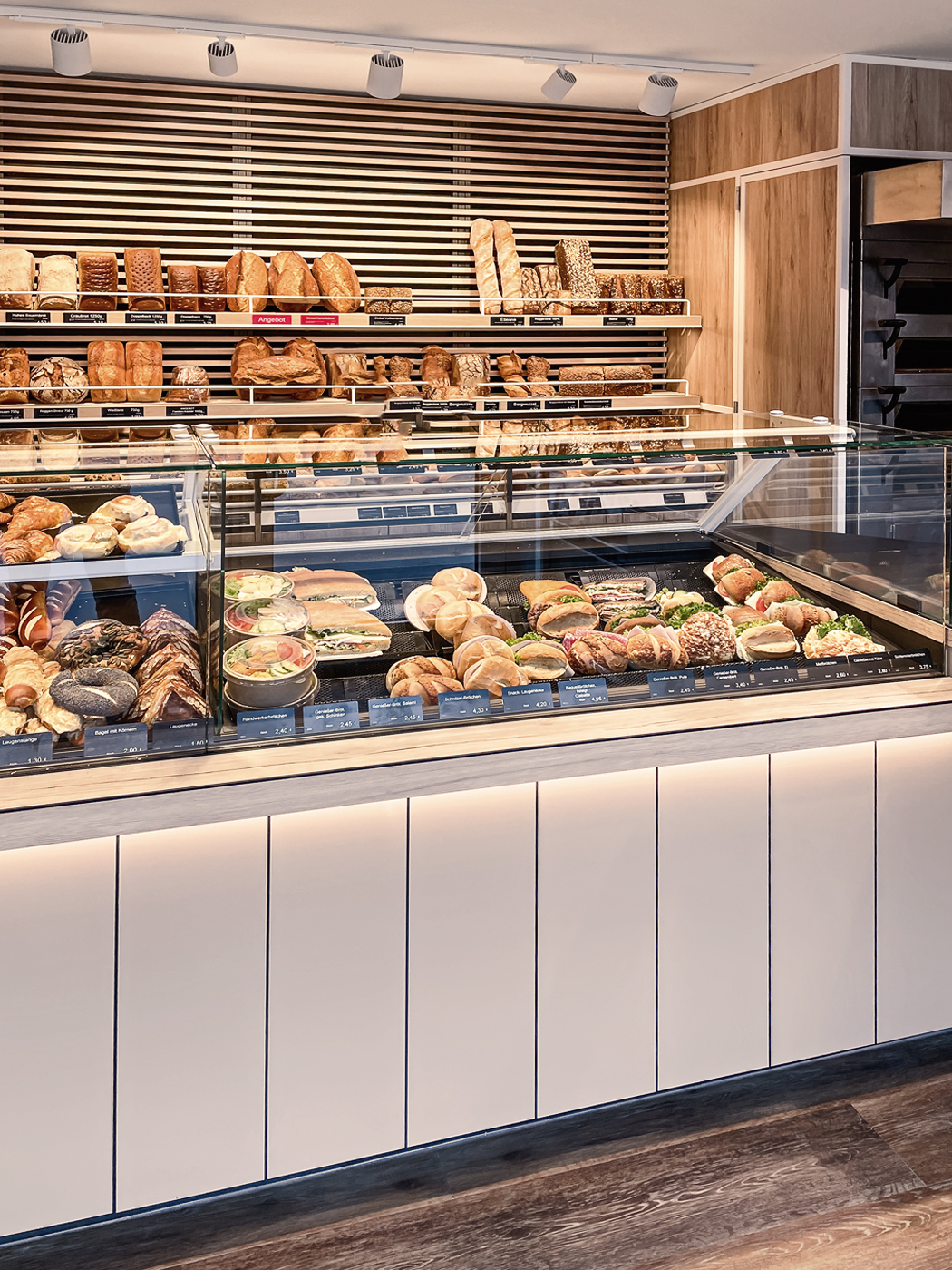 hbplus.-Ladenbau-Bäckerei-Café-Café-Steinhoff-4